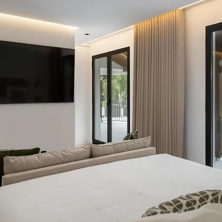 Garden By An Island *