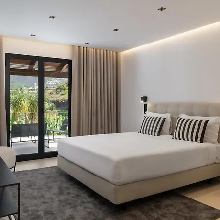 Garden By An Island * Funchal (Madeira)