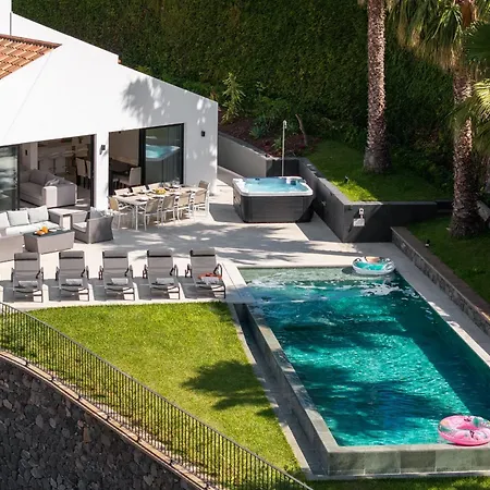 Garden By An Island Villa